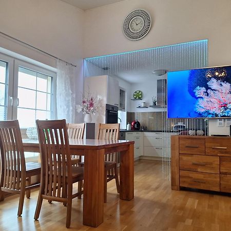Modern Und Gemuetlich Apartman Linden  Kültér fotó